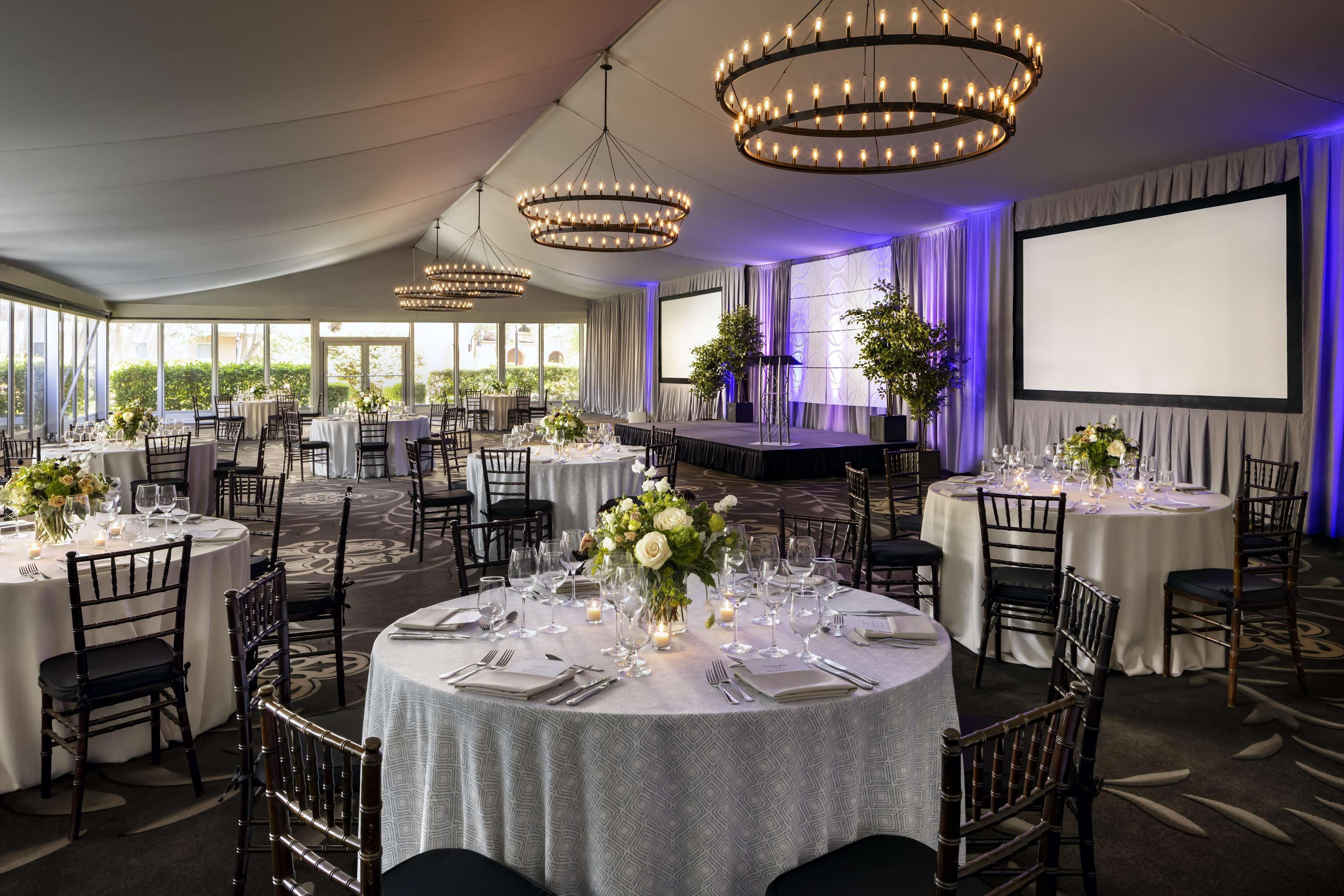 Hotel Fairmont Mission & 5*