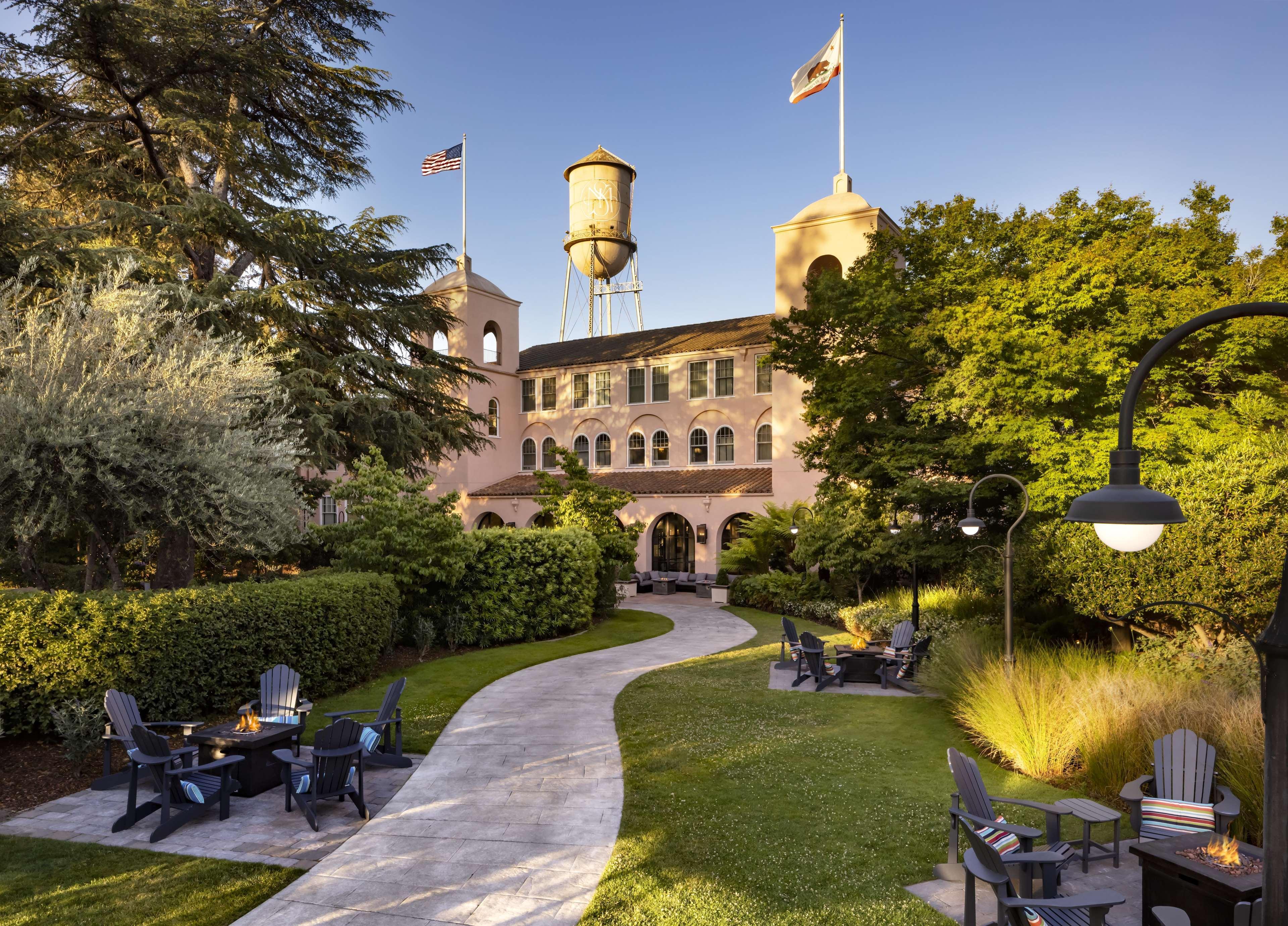 Fairmont Mission & 5*