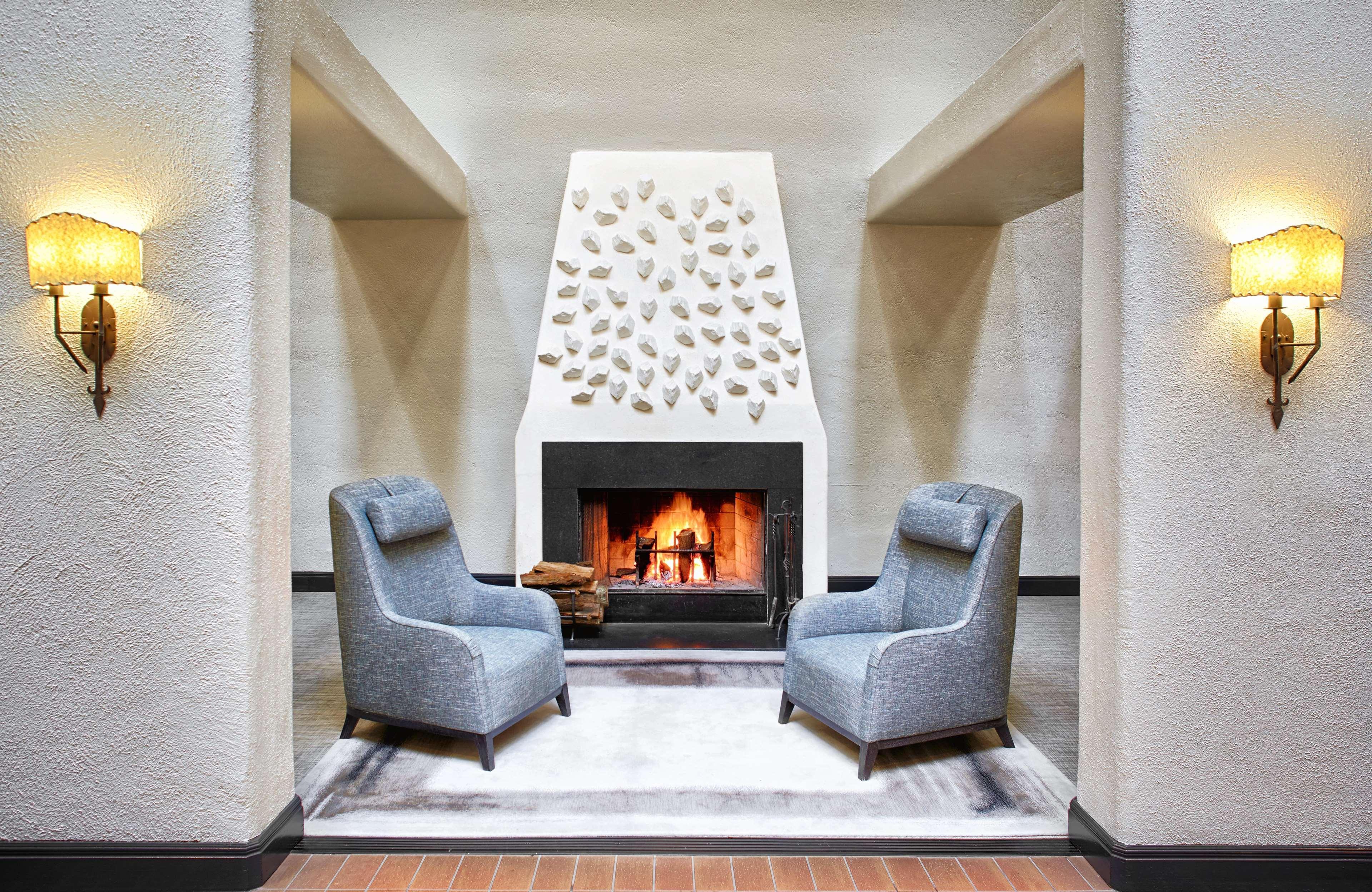 Fairmont Mission & 5*