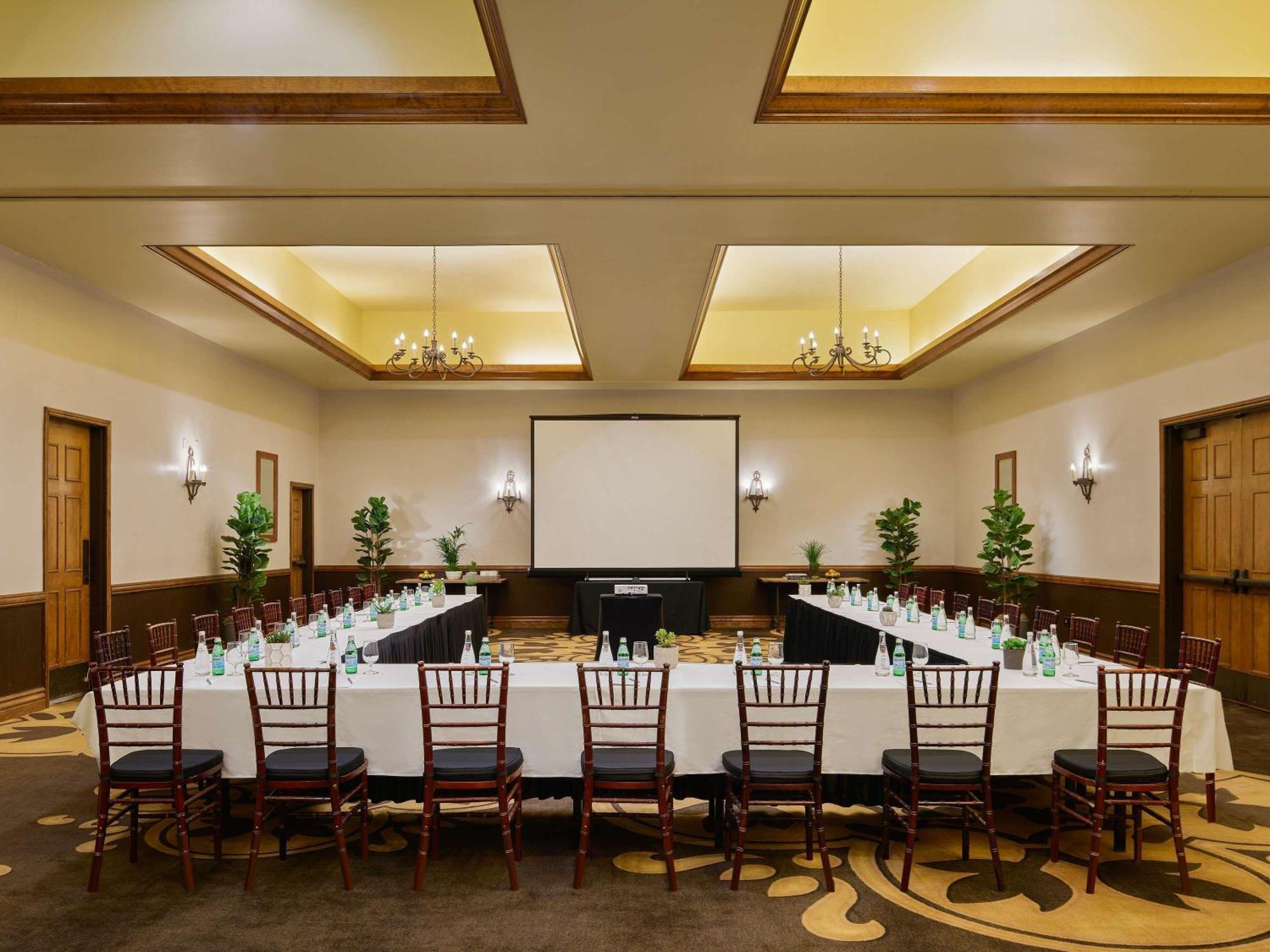 Hotel Fairmont Mission &